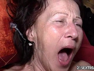 Granny gra