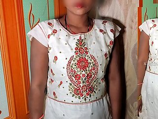 साली की धमाके दार चूचूाई बीबी के जाने के बाद साली बोली जीजा आज जी भर के मेरी गाड़ मार लो बबुत दिन मेरी चूिन मेरी चूत प्यासी ैै हिंदी आवाज के साथ रियल
