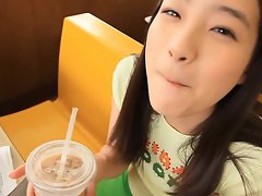 ビーチ前のケーキ
