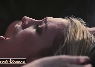 Sweetsinner - Sıcak sarışın bebek bakıcısı Kenna James evli adam