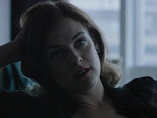 Riley Keough : Cuckold Pipedream (softcore)