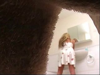 A handful of GIRLS BEING Wait for // VOYEUR Gift-wrap