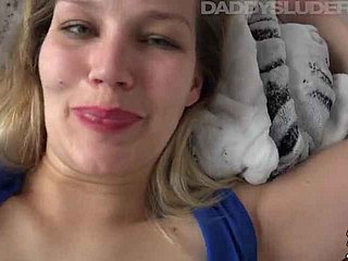 Lütfen L Daddys Luder'ı lanet ederken orgazmı birlikte bırakın