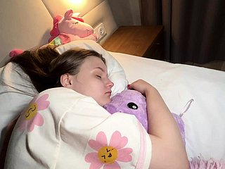Ich habe meine Hure-Stiefschwester gefickt und bin zweimal thither sie abgespritzt