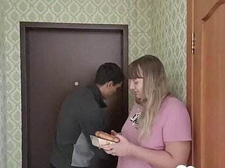 पड़ोसी ने मुझे जल्दी से चुदाई के लिए बुलाया