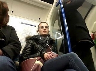 Les femmes sont Pervs aussi. -À voir-