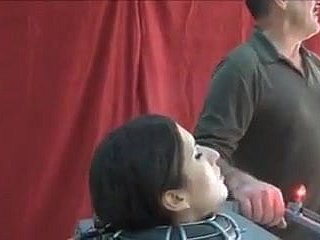 Multi orgasmo bondage: lei ha detto che è meglio!