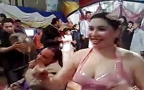 nhảy mating dusting arab egypt 14