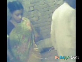 پڑوسی کے ساتھ دیسی چاچی بھاڑ میں جاؤ